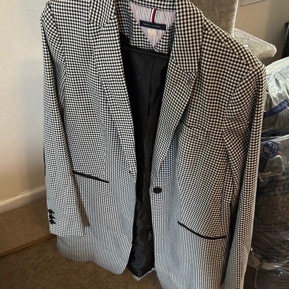 Tommy Hilfiger Black and White Sport Coat - Picture 2 of 3